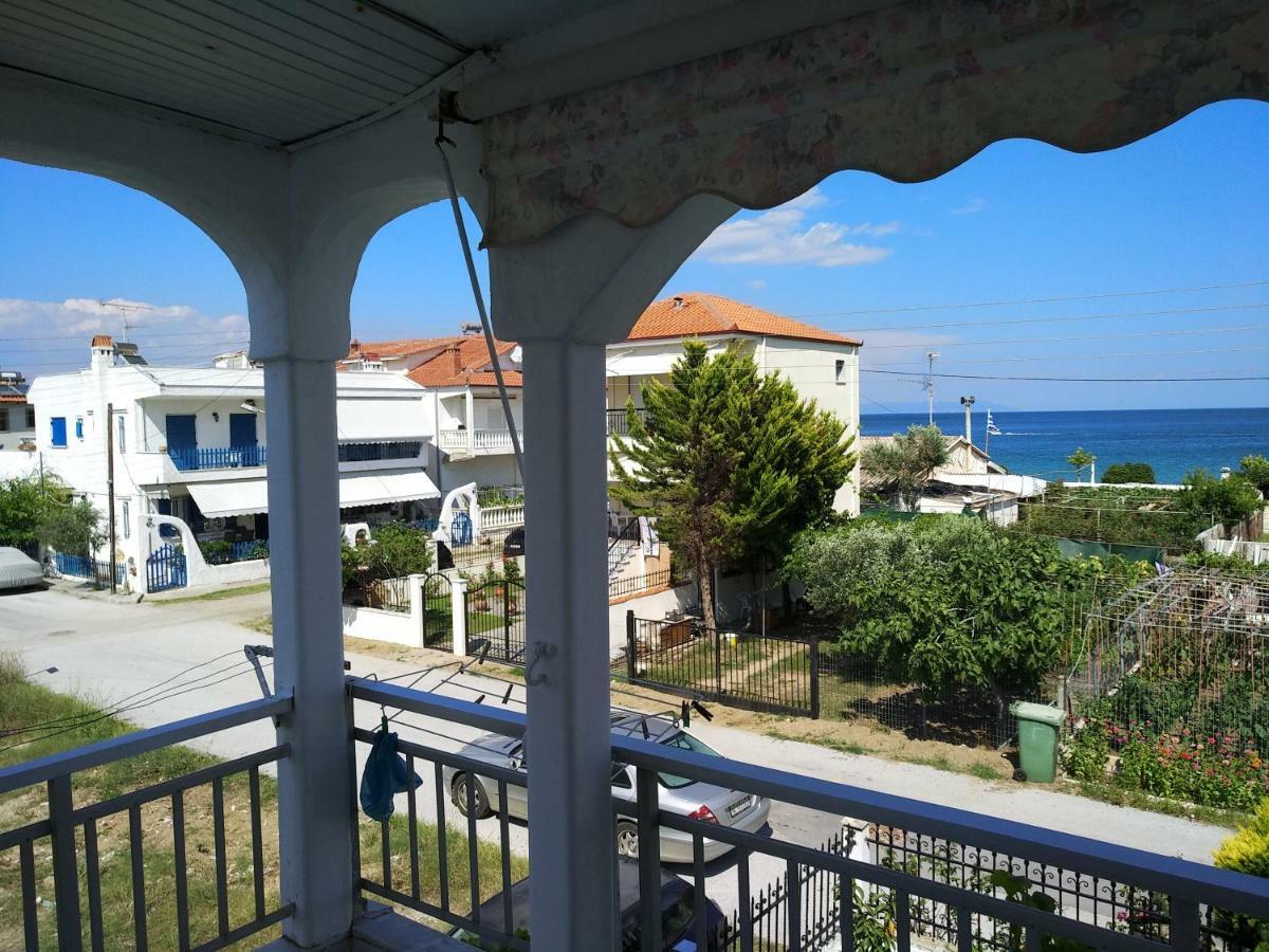 Grigorios Apartments Vrasná 外观 照片